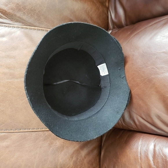 Wool Hat - Picture 2 of 9